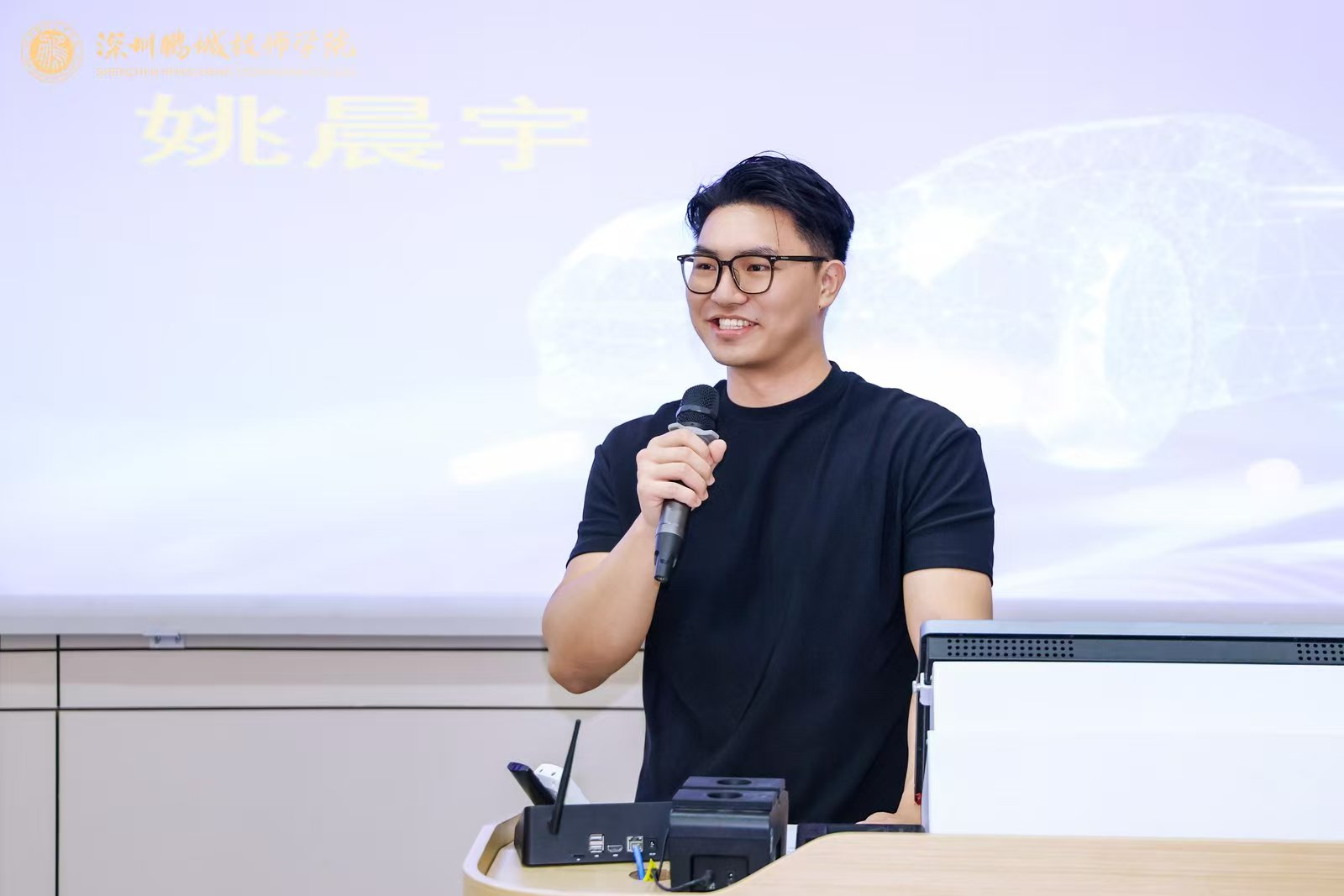 优秀校友--人工智能应用学院  姚晨宇.jpg